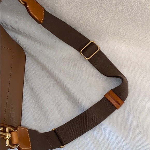 *SOLD*Dooney & Bourke Saddle Medium Roxy Crossbody - Picture 9 of 9